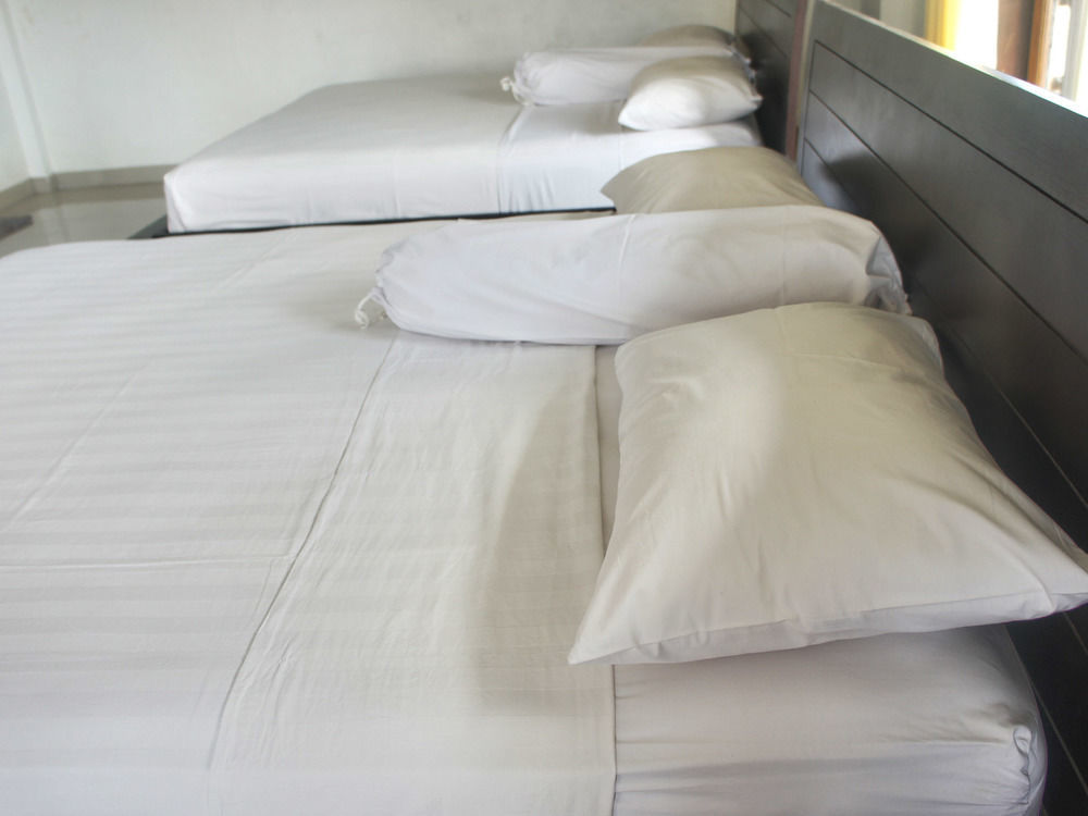 Putu Guest House Canggu Exterior foto